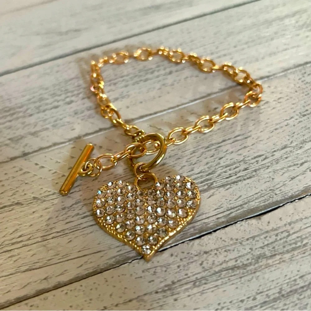 Vintage Gold Heart bracelet - Picture 3 of 3